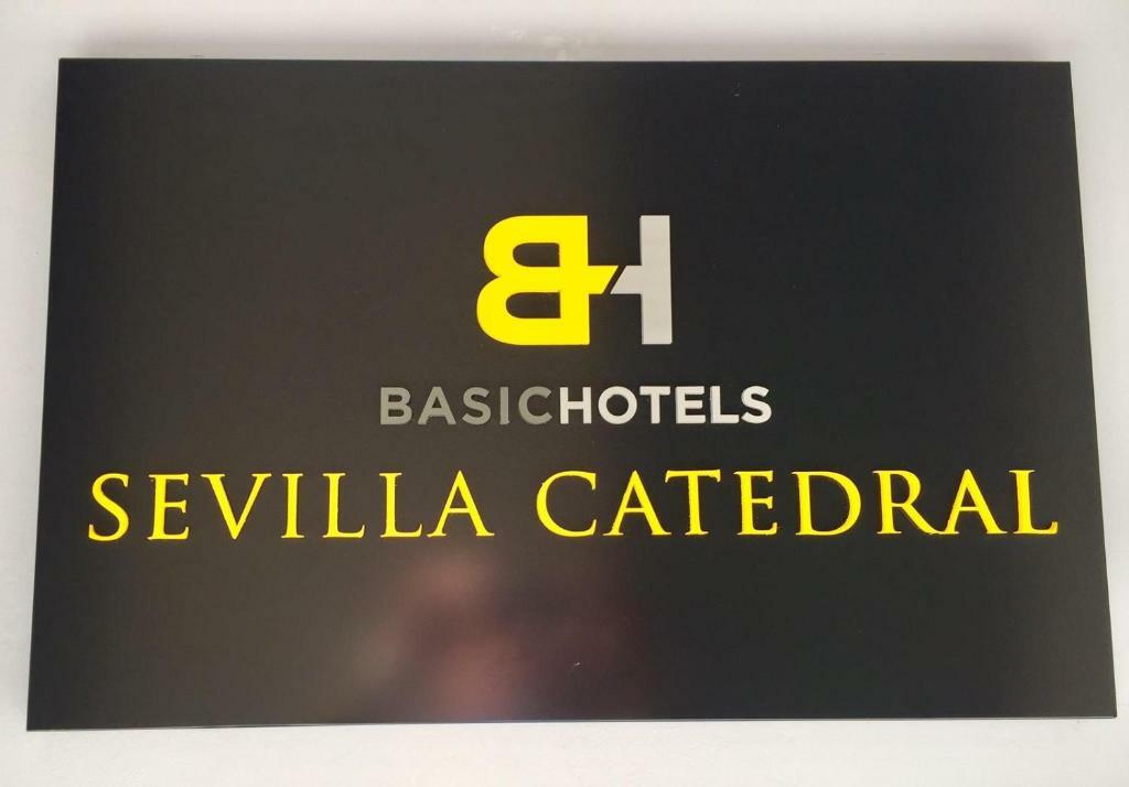 Basic Hotel Sevilla Catedral Ngoại thất bức ảnh